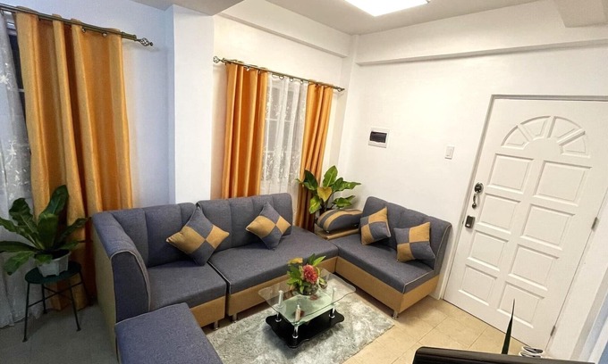 Dao House | Adorable 4-bedroom house with WiFi, AC in wonderful Panglao Island