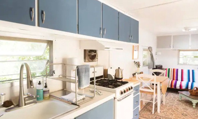 Santa Cruz House | Adorable Remodeled Vintage Boxcar