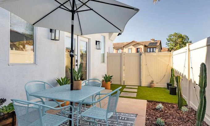 Rancho Penasquitos Apartment | Adorable studio with easy parking on the street. Ask if you need driveway.