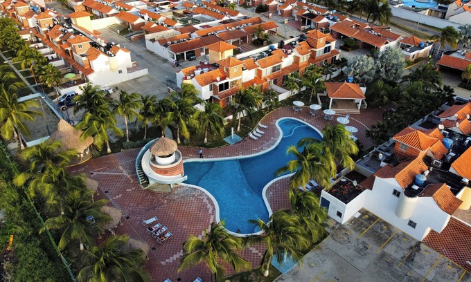 Tucacas House | ADORABLE TOWNHOUSE VACACIONAL TC-2