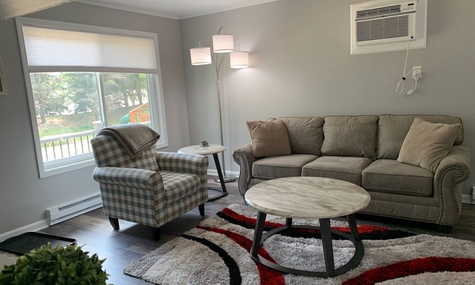 Holly Apartment | Adventure Acres- Suite B1