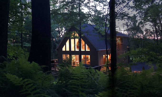Ringtown Ski Chalet | Adventure awaits right out the back door, Discover tranquility in PA woodlands