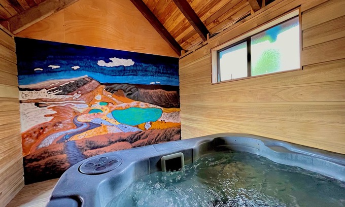 National Park Village Bed & Breakfast | Adventure Lodge & Motel
