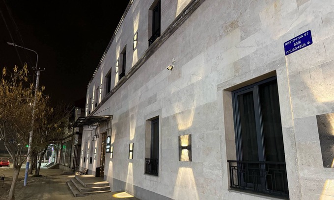 Erebuni Hotel | AEKA HOTEL
