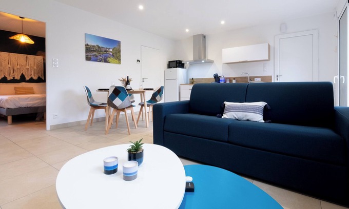 La Gacilly Apartment | AFF cottage*centre ville*SPA*parking