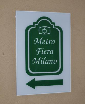 Pero House | Affittacamere Metro Fiera
