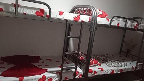 Clarin Bed & Breakfast | Affordable bedspacer good for 8 with breakfast