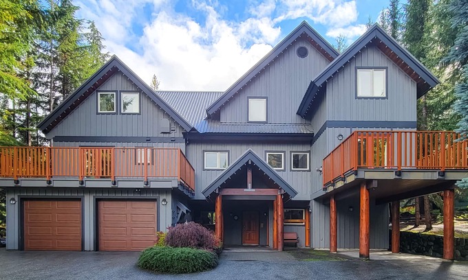 Whistler Cay Estates House | Affordable Massive Whistler Luxury Vacation Home