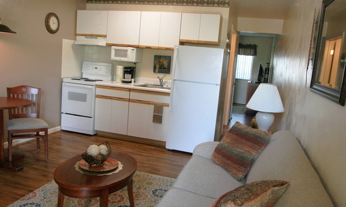 Kannapolis Hotel | Affordable Suites Kannapolis