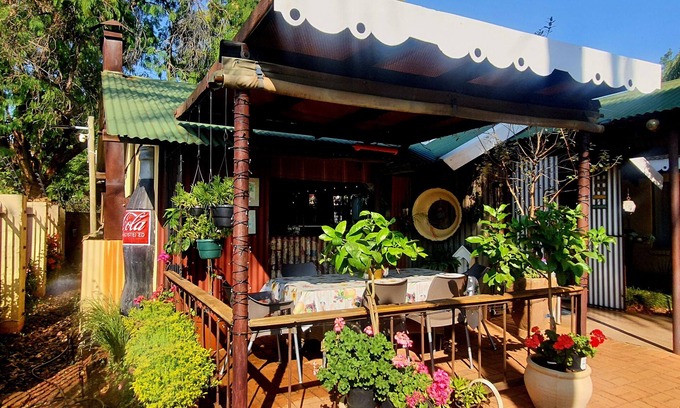 Mookgopong House | Africa s Eden Guesthouse