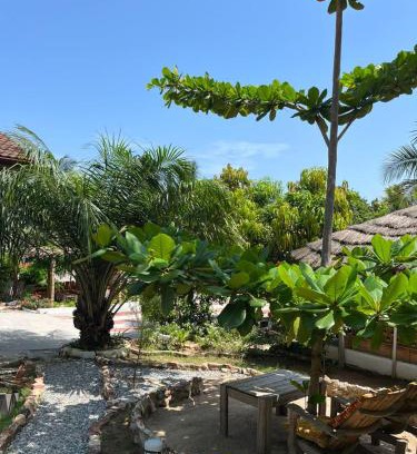 Kokrobite Resort | African Treasure Beach Resort