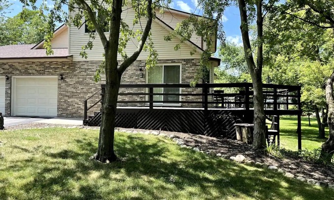University Park House | Agape Green Estate for Vacationers and Visionariesnn