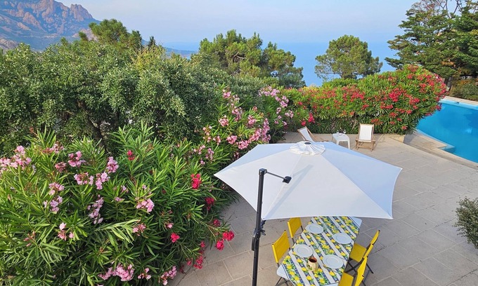 Antheor Apartment | Agay-Anthéor: garden level, sea and mountain views