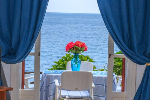 Agios Ioannis Apartment | Agios Ioannis luxurious beachfront studio