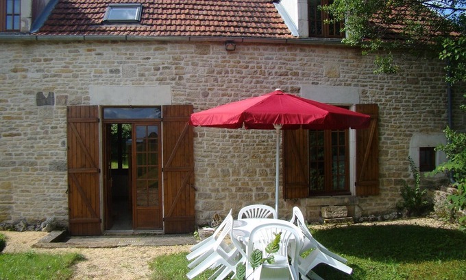 Jully House | Agnes's house in Upper Burgundy