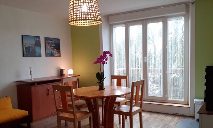 Pont-l'Abbe Apartment | Agréable Appartement Dans Résidence Avec Jardin Très Proche des Commodités
