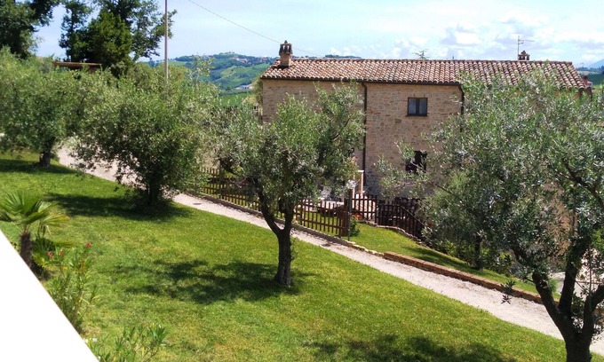 Montalto delle Marche Apartment | Agriturismo Il Vecchio Acero - PAPAVERO APARTMENT