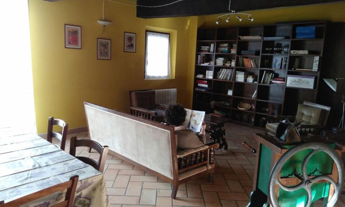 Montale House | Agriturismo Aggazzotti