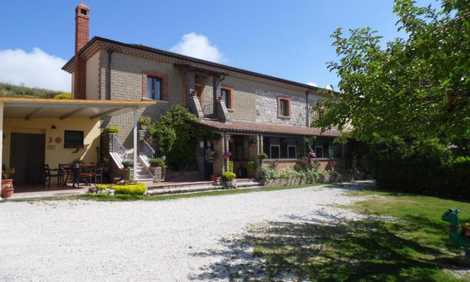 San Giorgio la Molara House | Agriturismo Castello