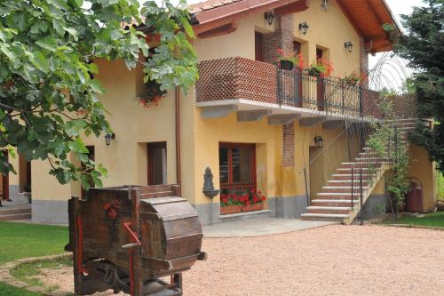 Pregnana Milanese House | Agriturismo Cascina Madonnina