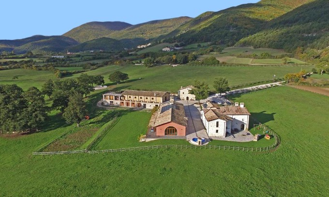 Monteleone di Spoleto House | Agriturismo Casale Montebello