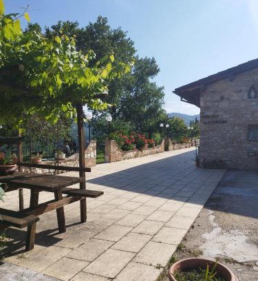 Castel di Tora House | Agriturismo le cascine