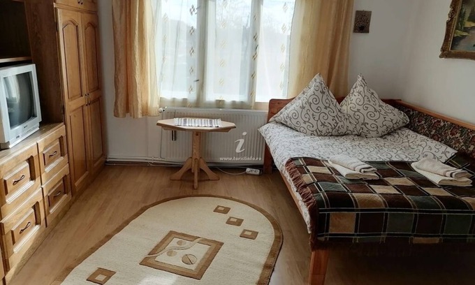 Manastirea Humorului House | Agrouturistic House in Manastirea Humorului