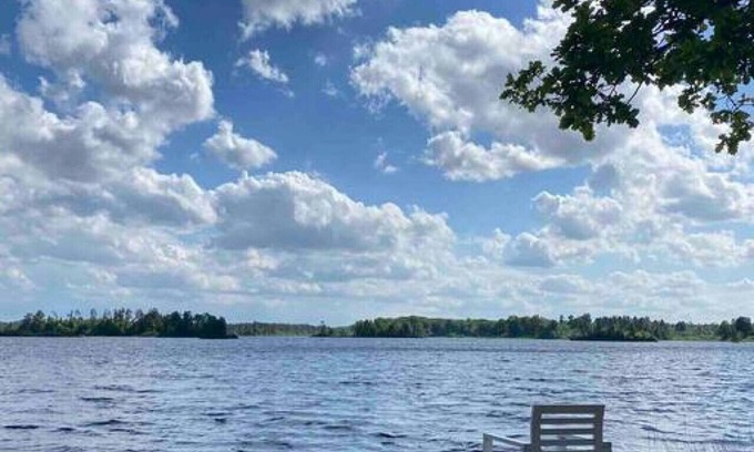 Agunnaryd Villa | Agunnaryd village holiday home - close to lake