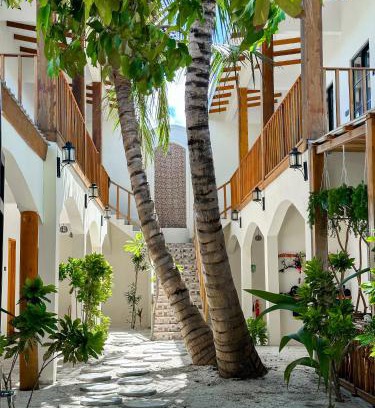 Fulhadhoo House | Ahiva Village