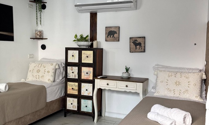 Hadera Hotel | Ahuzat Shaul SeaSide – Bed in Shared Room, Private Bath, Walk to the Beach