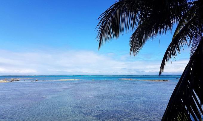 Paea House | Air-conditioned 2 bedroom house by the sea
