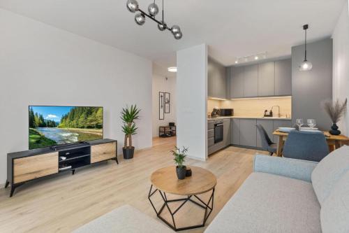 Ruzinov Apartment | Air Fruit Apartment - With parking
