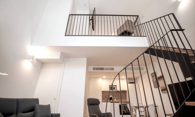 Penya-roja Apartment | Alameda suites loft 2