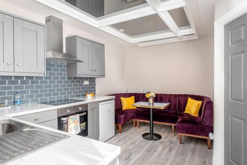 Leixlip Ski Chalet | ALBERT COURT