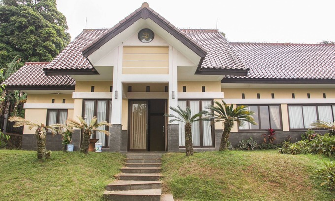 Ciater Villa | Aldeoz Ciater Cikole Villa Subang