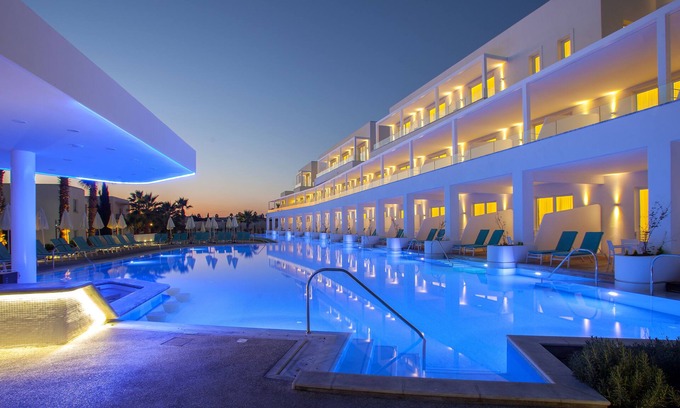 Paphos Resort | Aliathon Aegean
