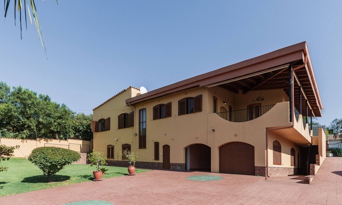 Weltevredenpark House | #AlimamaSpaces: Welter Manson House