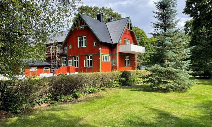 Alingsas Hostel | AlingsÃ¥s Vandrarhem - Villa Plantaget - Hostel