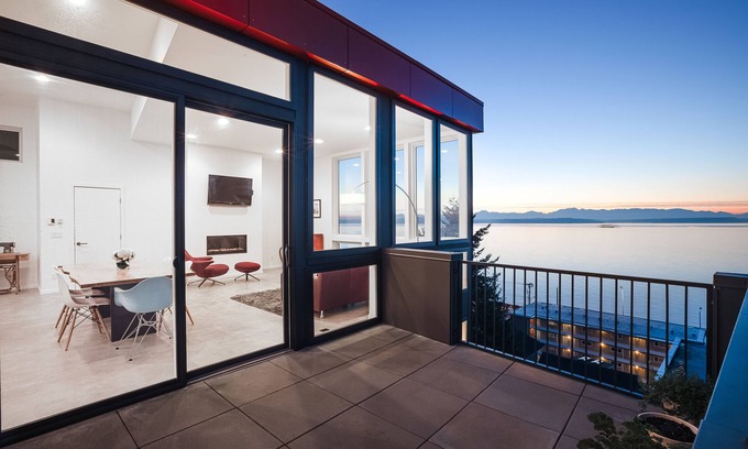 North Admiral House | Alki Beach House with Sweeping Sea & Mountain Views