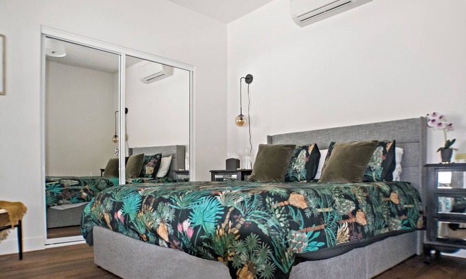 Willmore Apartment | All New Apt Mins Beach, Downtown & Convention Ctr