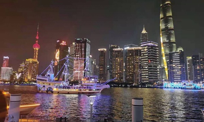 Lujiazui Hotel | All Season Hotel Mall Roadsubway station