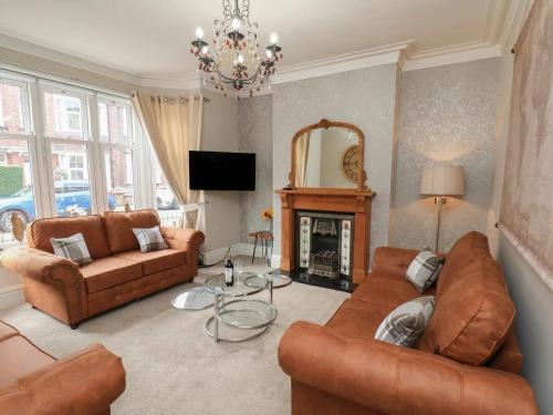 Muston House | All Seasons House