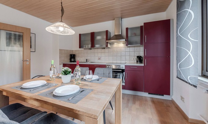 Historic Downtown Apartment | All-year apartment with a view of Landshut Palace and the Mosel