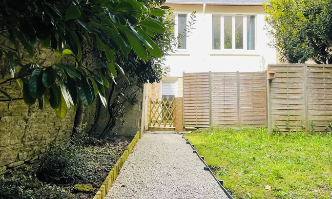 Cherbourg-en-Cotentin House | Alma 8 Le Calme au Coeur de Cherbourg