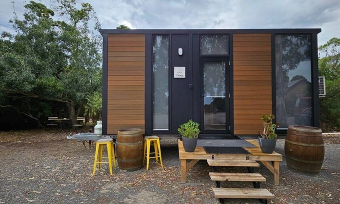 Willunga House | Alma Tiny House by Tiny Away