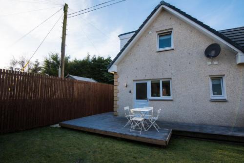 Falkirk House | Alma Villa