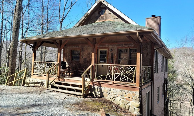 Mill Ridge Cabin | "Almost Heaven" Mountain Retreat