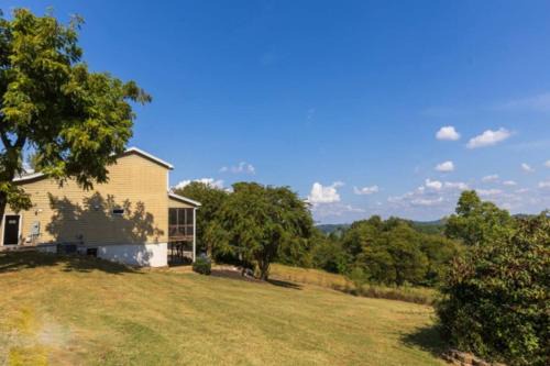 Louisville House | Almost Heaven Private Pool