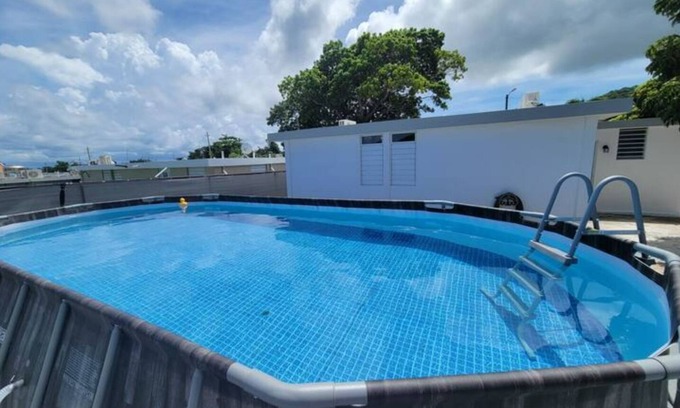 Chupacallos House | Alojamiento de Vacaciones en Blanco y Negro