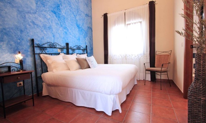 Priego de Cordoba Apartment | Alojamiento Rural en Plena Sierra Subbética Cordobesa Habitación Arbequina